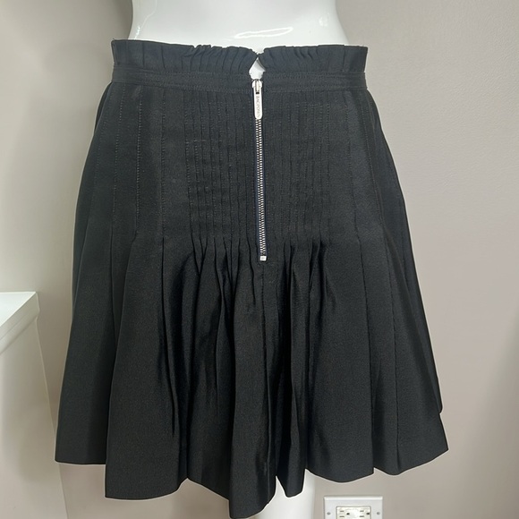 Zac Posen for Target Sz 11 Heavy Polyester Semi Structured Back Zip Mini Skirt - Picture 2 of 7
